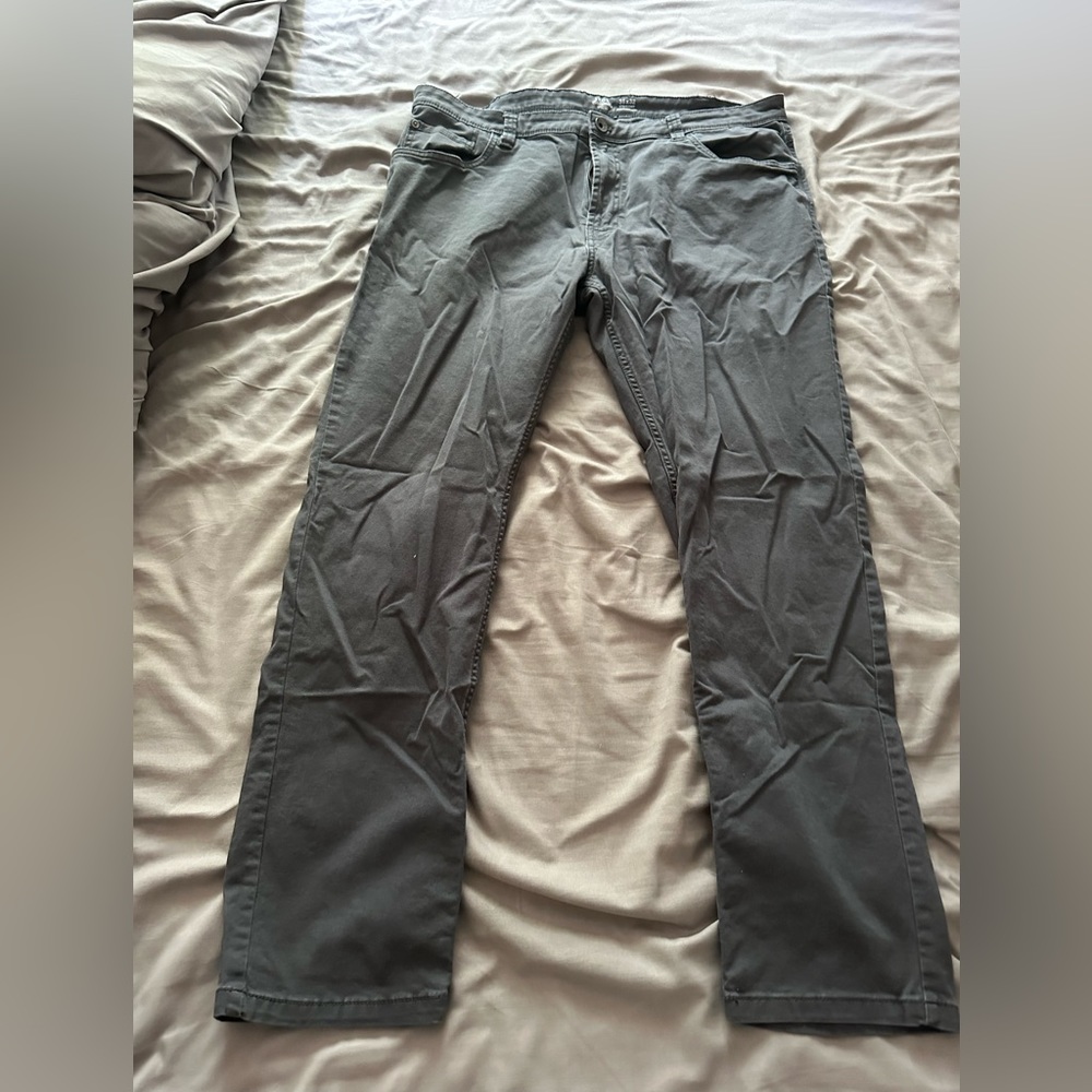 IZOD Khakis